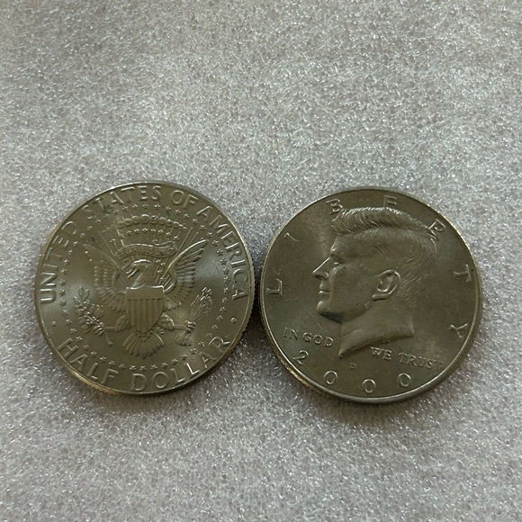 JFK Half Dollar Bundle - 2 qty - Cool Collector Pieces - Picture 4 of 9